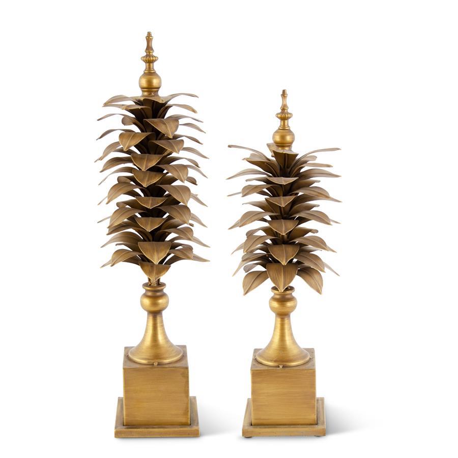 METAL ANTIQUE GOLD LEAF FINIALS ON SQUARE BASE