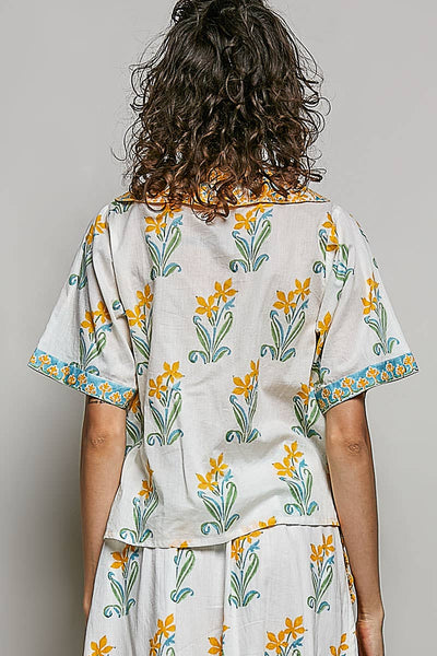 Floral Pattern V-Neck Short Sleeve Roomy Fit Top