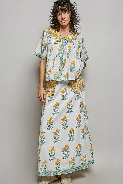 Floral Pattern V-Neck Short Sleeve Roomy Fit Top