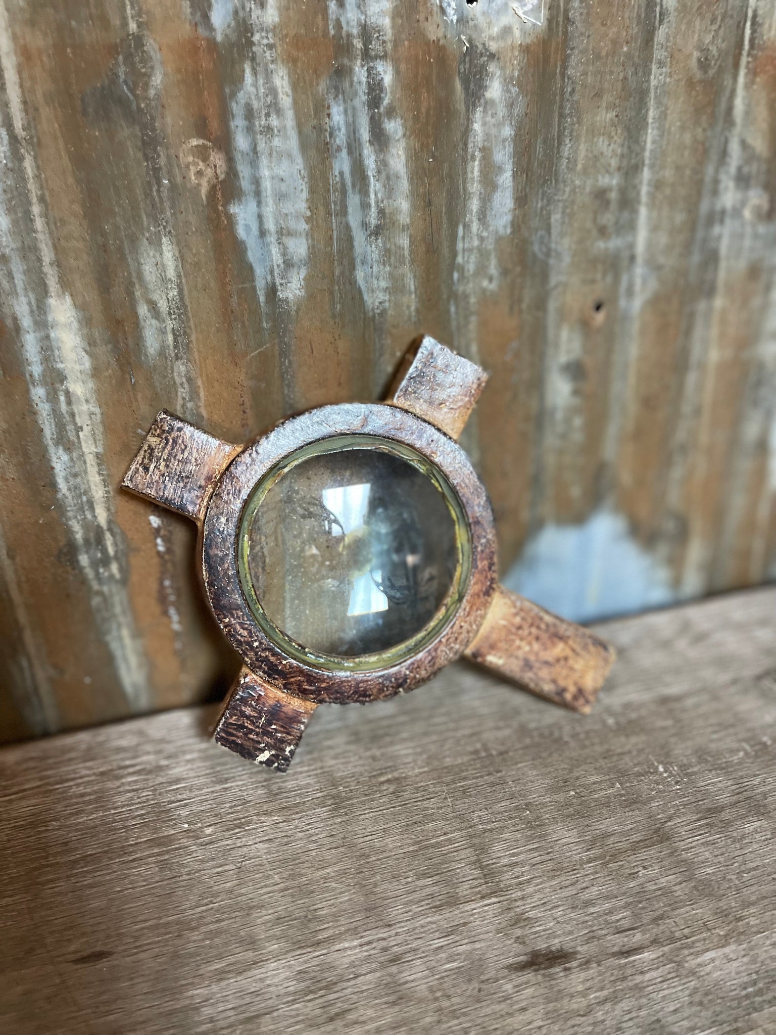 Cross Magnify Glass – Montana Rustic Accents