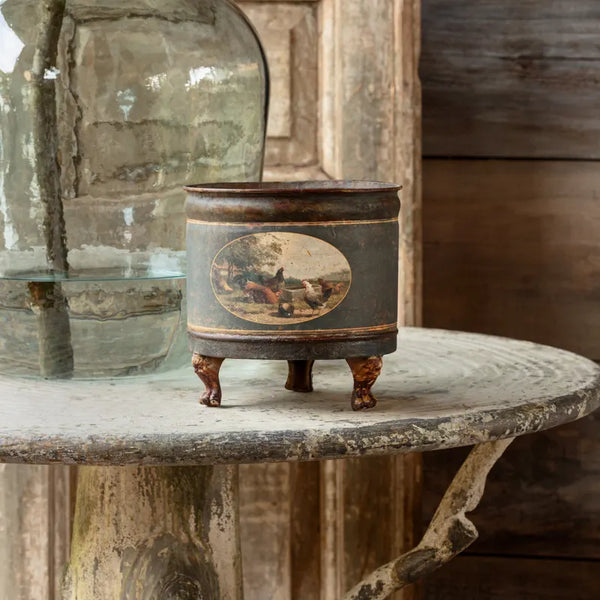 Poulets Round Tole Container NEW