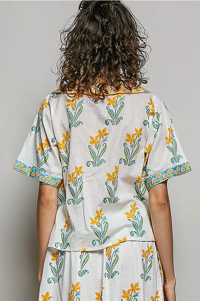 Floral Pattern V-Neck Short Sleeve Roomy Fit Top