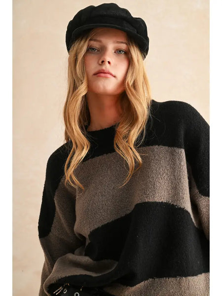 Abstract Pattern Sweater Top