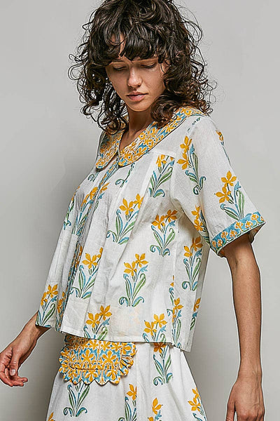 Floral Pattern V-Neck Short Sleeve Roomy Fit Top