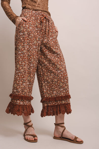 Floral Printed With Lace Trim Elastic Waist Pants