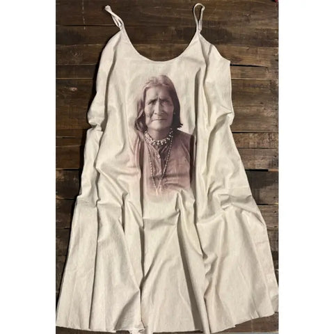 Keep Moving Dress - Valor