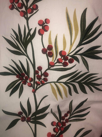 Christmas Table Runner with holly leaves