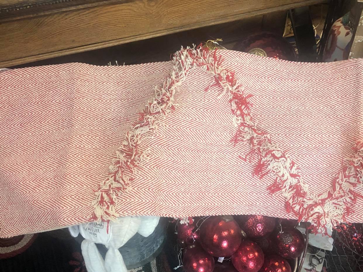 Red and white table Runner