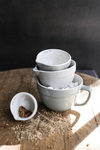 Set of White Stoneware Measuring Cups – Montana Rustic Accents